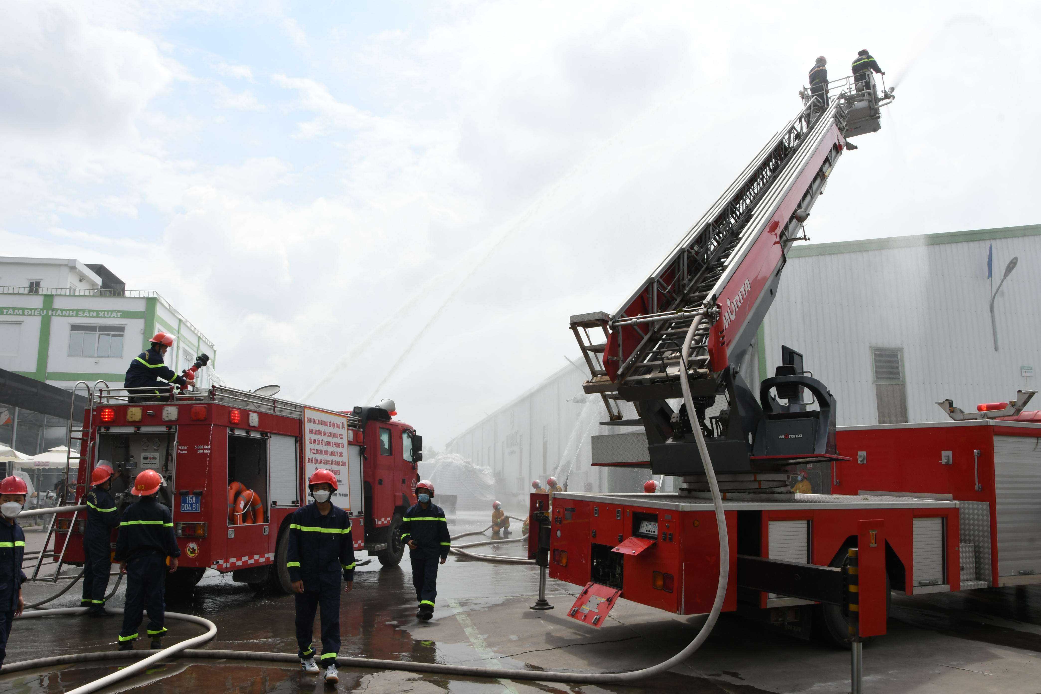 Diễn tập phòng cháy, chữa cháy tại Khu công nghiệp Nam Cầu Kiền